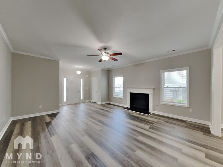 Building Photo - 50 Bellerive Ln SE