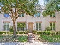 Building Photo - 820 Lake Vista Pl