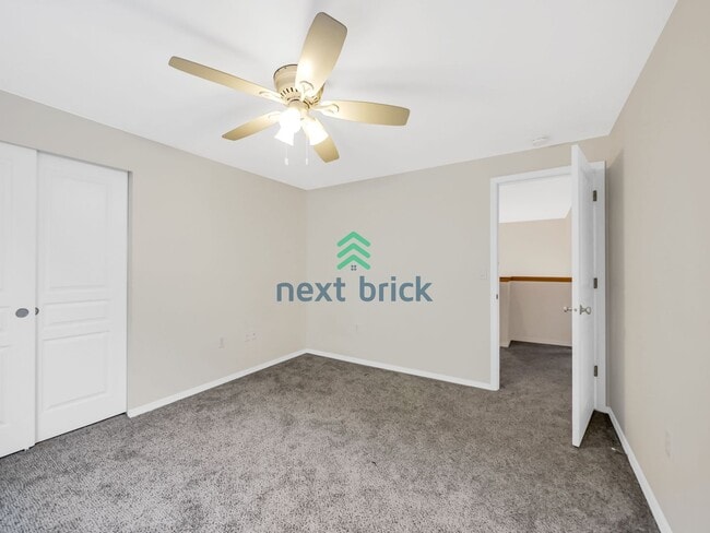 Building Photo - Charming 4 Bed 2.5 Bath for Rent!
