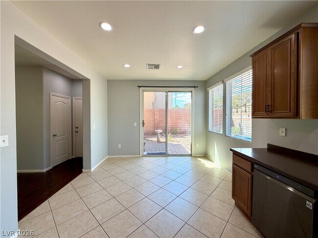 Building Photo - 8672 Big Sagebrush Ave