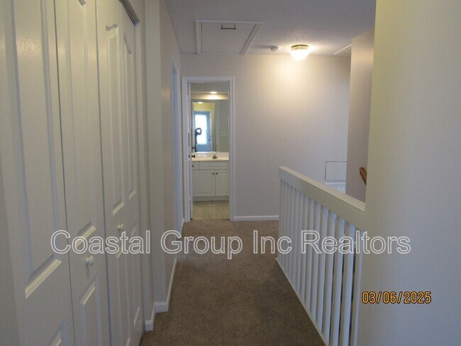 Building Photo - 1538 Stillwood St