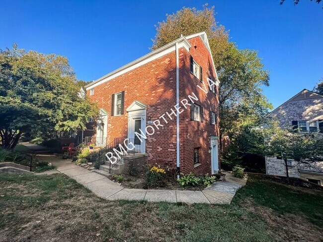 Building Photo - 1647 Fitzgerald Ln