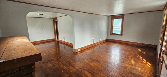 Building Photo - 220 Dartmouth Ave