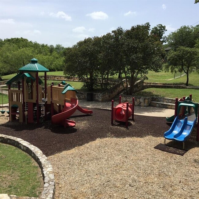 Building Photo - 1101 Lorrain St