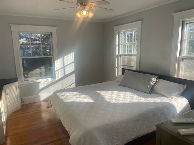 Building Photo - 26 Lawrence Rd