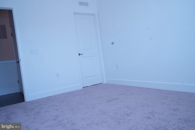 Building Photo - 120 Stoutsburg Blvd