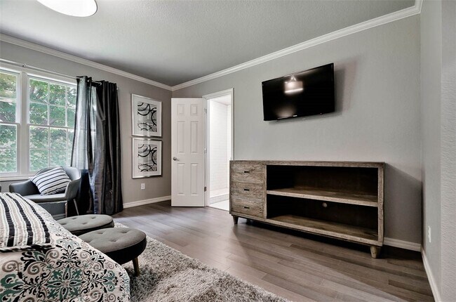 Building Photo - 7 S Prairie Dunes Dr