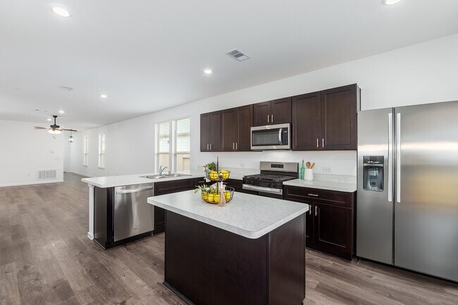 Building Photo - 16419 Windy Cove Ct