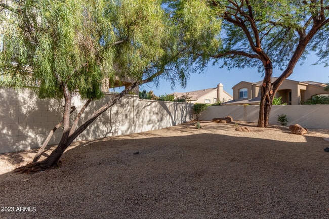 Building Photo - 12063 E Bella Vista Cir