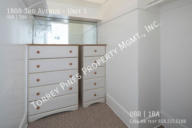 Building Photo - Spacious Studio in Banker's Hill/Downtown ...