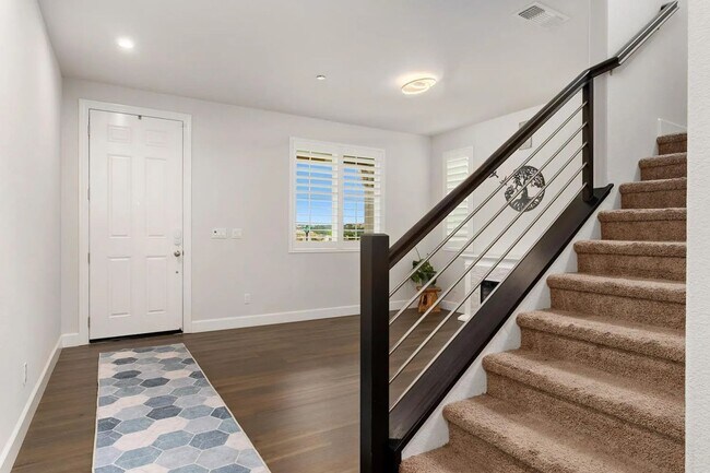 Building Photo - 3190 Quail Ravine Ct