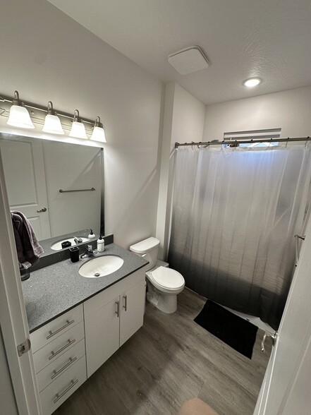 Shared Bathroom - 2630 N 175 W
