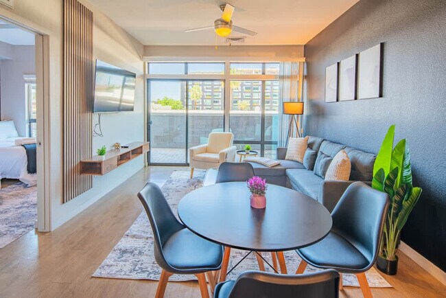 Primary Photo - 1016 N 3rd St