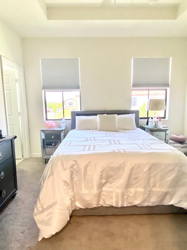 Building Photo - 3202 W 108th St