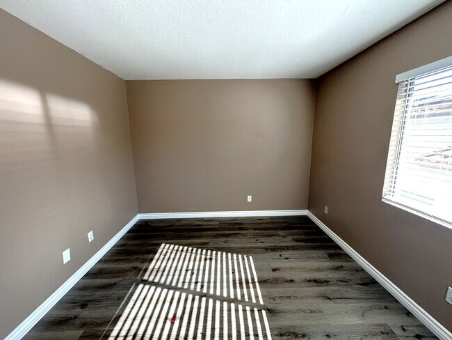 Building Photo - TORREY PINES DR CHINO HILLS 91709 (4 BED/ 2 BATH)