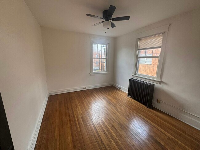 Building Photo - 3431 Telford St