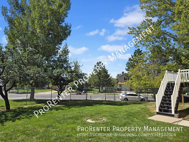 Building Photo - 484 N 75 W