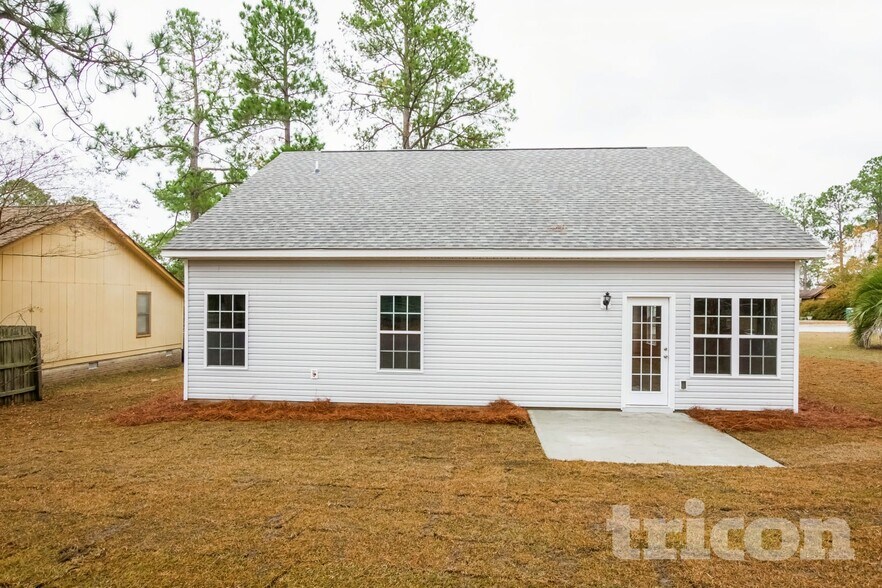 Building Photo - 110 Darian Dr