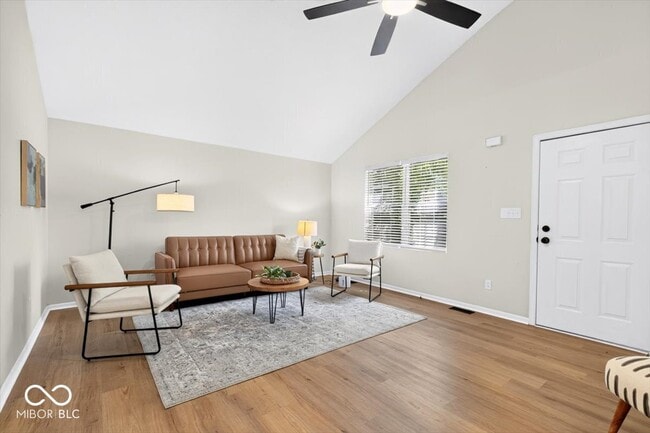 Building Photo - 2410 Dell Zell Dr