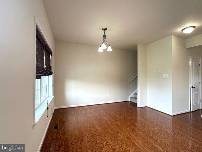 Building Photo - 10373 Lantern Ln
