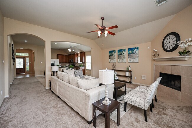 Building Photo - 8010 Durham Run Ln