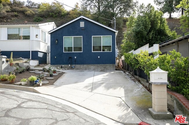Primary Photo - 2748 Hollister Terrace