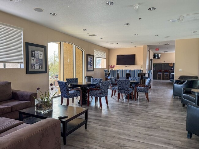 Building Photo - Cave Creek rd 2bd 2bath Condo