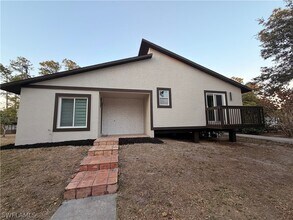 Building Photo - 3711 4th Ave NE