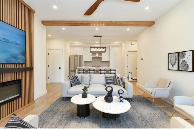 Building Photo - 36 McKone St