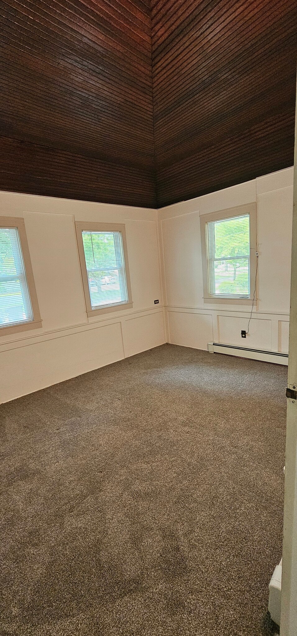 Building Photo - 19 E Pierce St