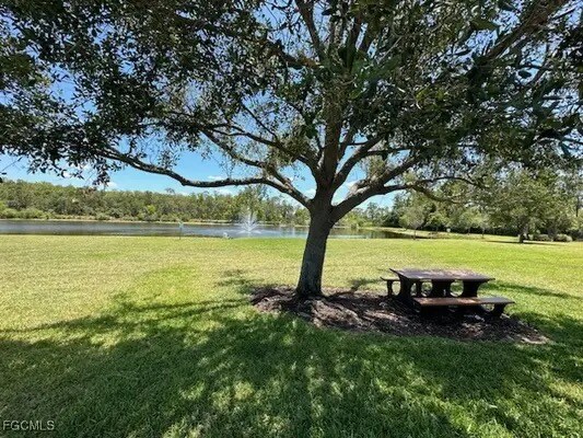 Building Photo - 3646 Pine Oak Cir