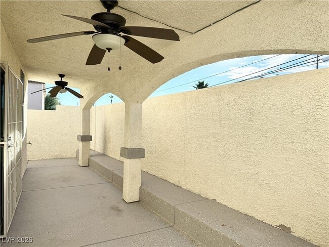 Building Photo - 5663 Foxglove Fields St