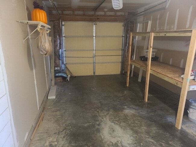 Building Photo - 3058 Penn Meade Way