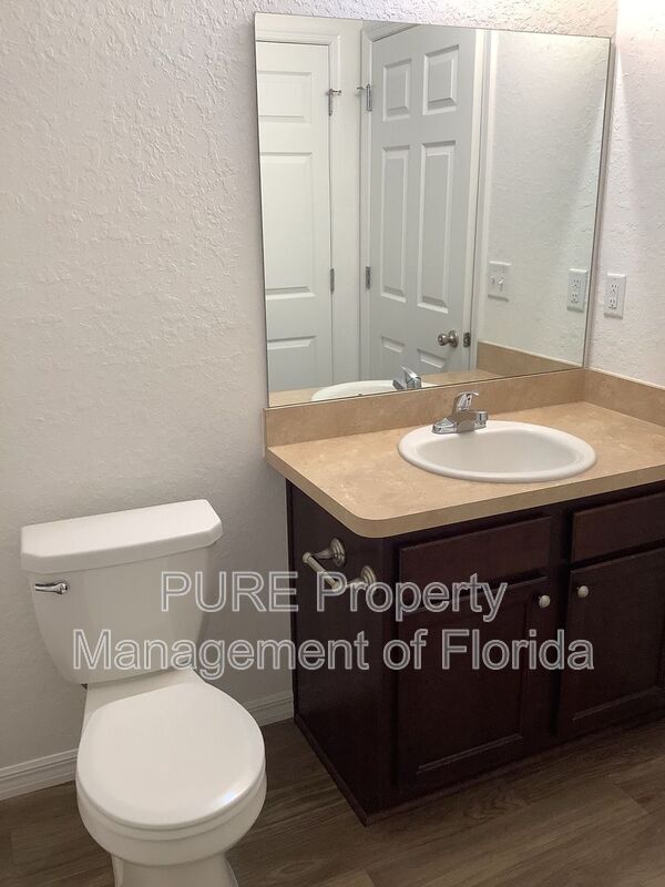 Building Photo - 13995 SW 27 Ct Rd