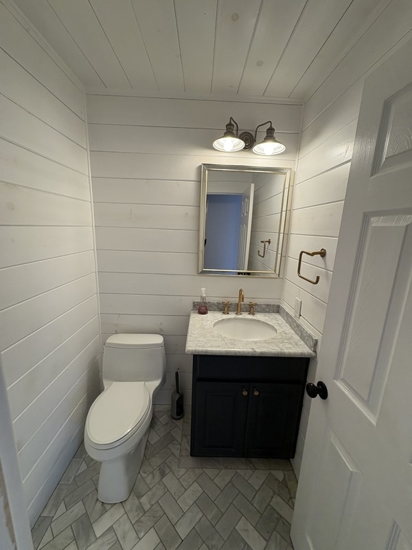 Building Photo - 5705 Davis Cir