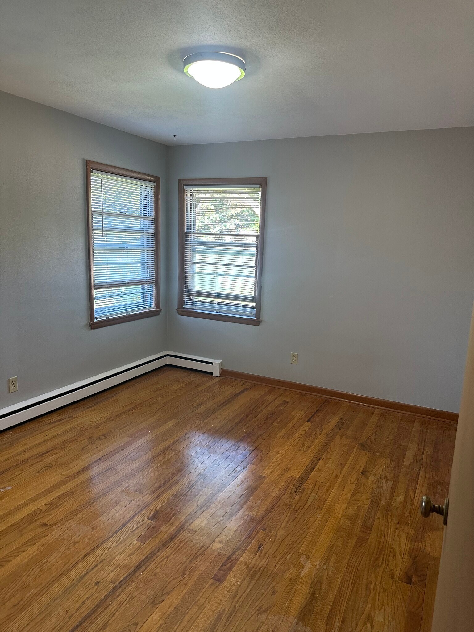 Building Photo - 315 Palomino Ln