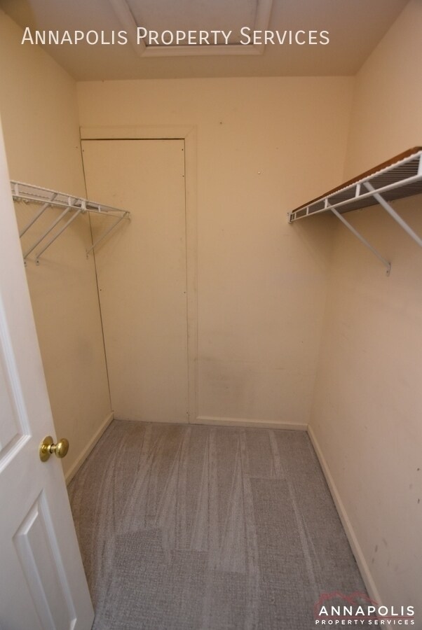 Building Photo - 2489 Revere Ct