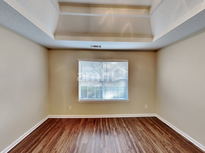 Building Photo - 6649 Overlook Rdg