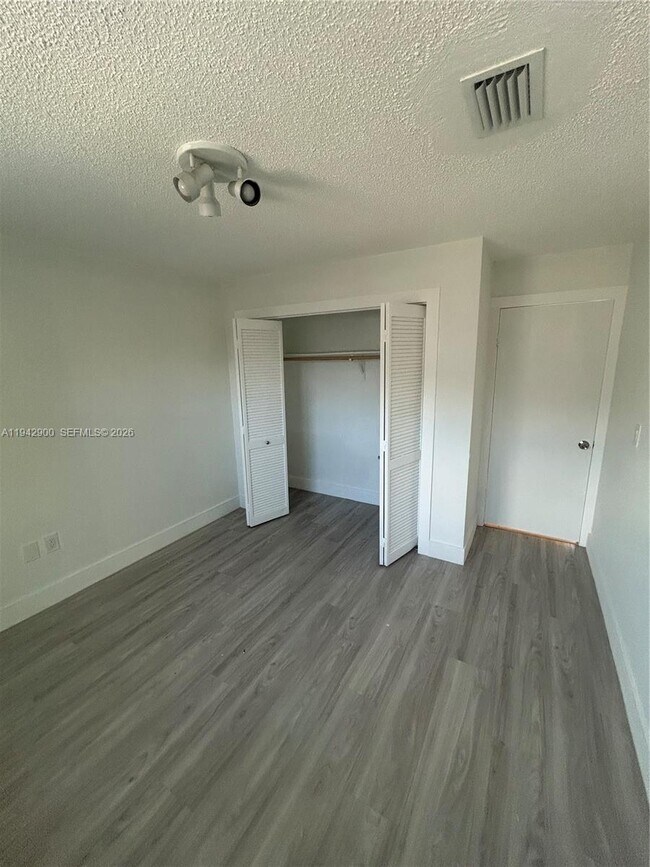 Building Photo - 2630 SW 29th Ave