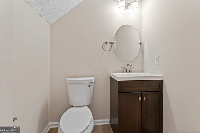 Building Photo - 309 Coral Cir