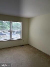 Building Photo - 949 Katie Cir