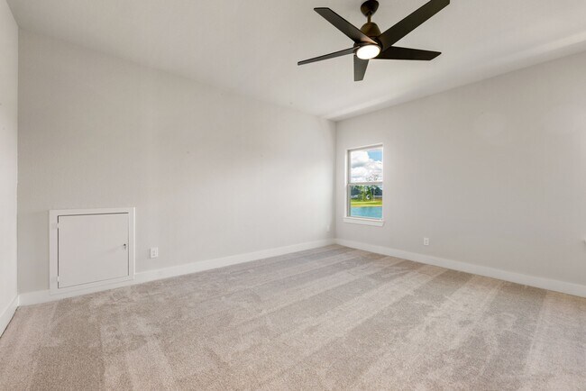 Building Photo - 1222 Crown Frst Dr