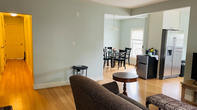 Open living/dining/kitchen - 207A River St