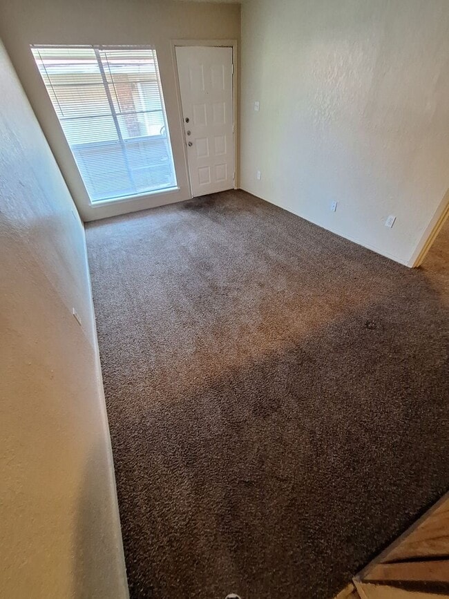 Building Photo - 1 bedroom, 1 bath