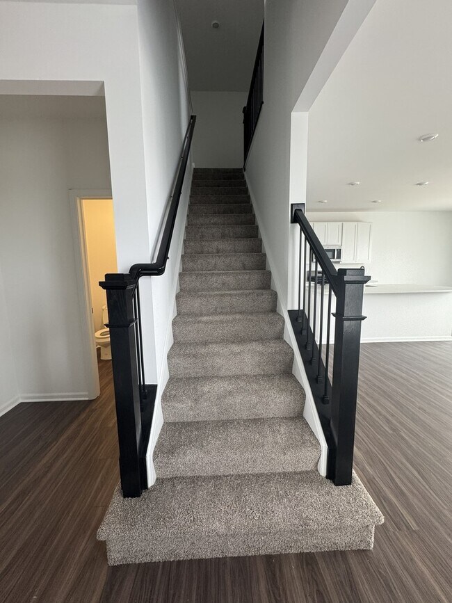 Building Photo - 25732 W Wakefield Dr