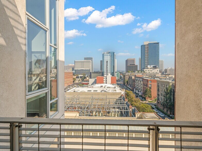 Building Photo - 630 Thomas L Berkley Way