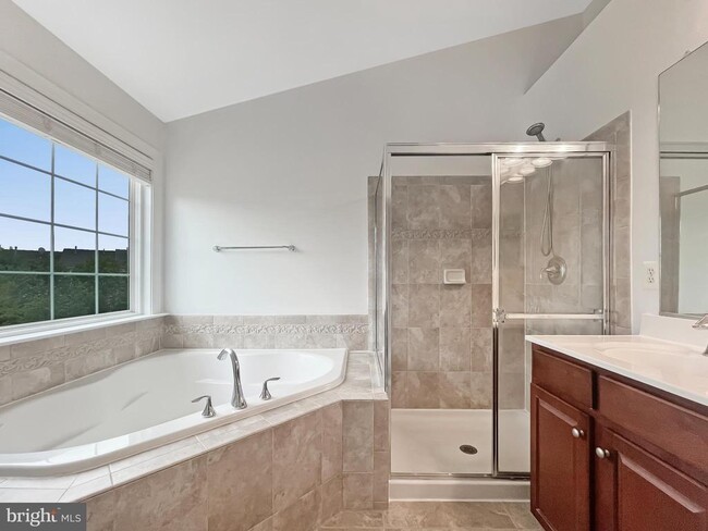 Building Photo - 8173 McCauley Way