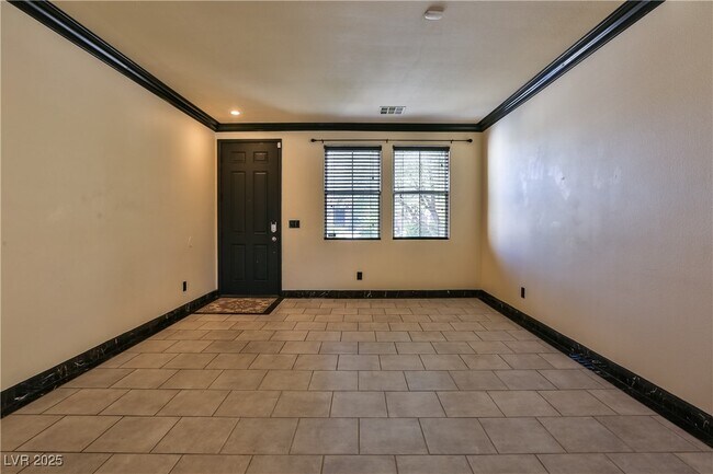 Building Photo - 235 Calvino Ave