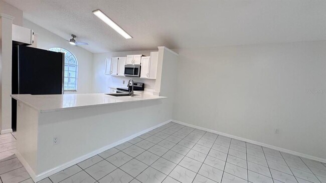 Building Photo - 11855 Cranbourne Dr