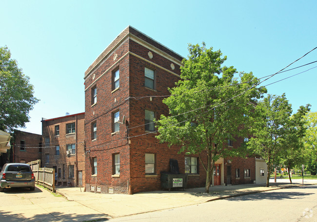 Building Photo - Eastlake Apartments